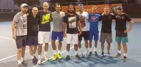 Roger Federer si allena anche con Lucas Pouille