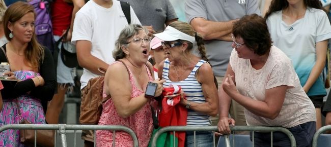 Australian Open: Due Signore litigano per la fascia della Sabalenka