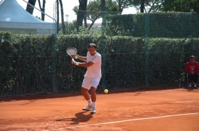Vincenzo Santopadre si è allenato stamane con Roger Federer al Foro Italico - Foto Alessandro Nizegorodcew