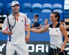 Andreas Seppi e Francesca Schiavone vittoriosi nel doppio alla Hopman Cup