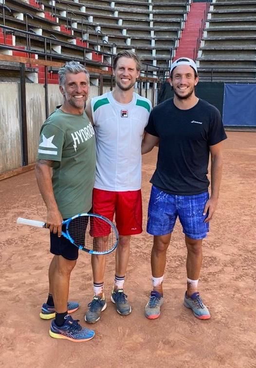 L'azzurro Andreas Seppi, che ha diviso il campo con il pesarese Federico Bertuccioli, allievo di Giorgio Galimberti