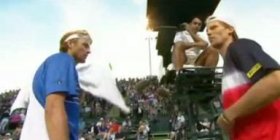 Andreas Seppi parla del problema allo stomaco a Mardy Fish