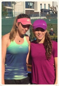 Paula Badosa si allena con...Shakira