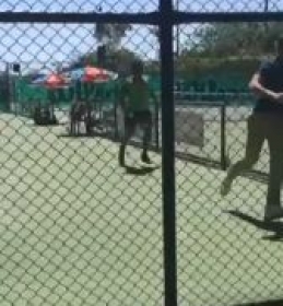 Video del Giorno: Un tennista rincorre l'arbitro in un torneo Future