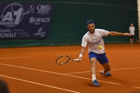 Stefano Travaglia nella foto