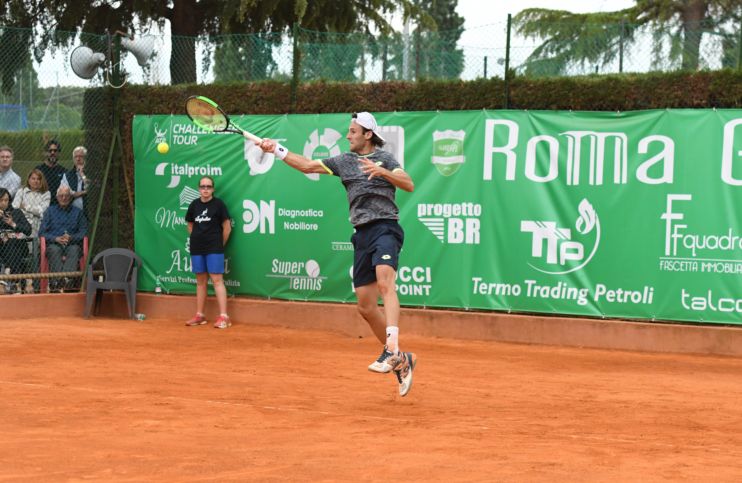 Stefano Travaglia nella foto