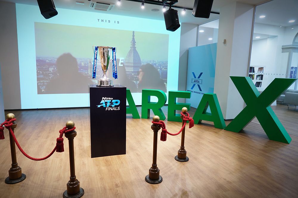 Il trofeo delle Nitto ATP Finals esposto in Area X di Intesa Sanpaolo Assicura a Torino