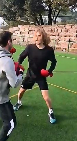 Alex De Minaur e Stefanos Tsitsipas e gli allenamenti di Boxe