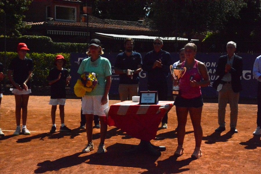 E' Viola Turini a conquistare il titolo italiano under 16 femminile sui campi del Ct Firenze