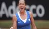 Fed Cup – Finale Italia vs Russia 1-0: Eroica Roberta Vinci, che con dei problemi al collo, batte per 8-6 al terzo set Alexandra Panova, dopo aver annullato 4 match point