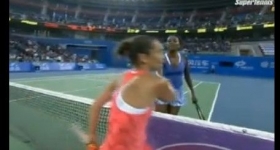 Video del Giorno: Roberta Vinci a Venus “vuoi anche un tè o un caffè?