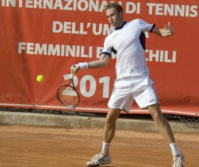 Filippo Volandri ha raggiunto la finale a Bucharest nel 2004, quando venne sconfitto da Acasuso.