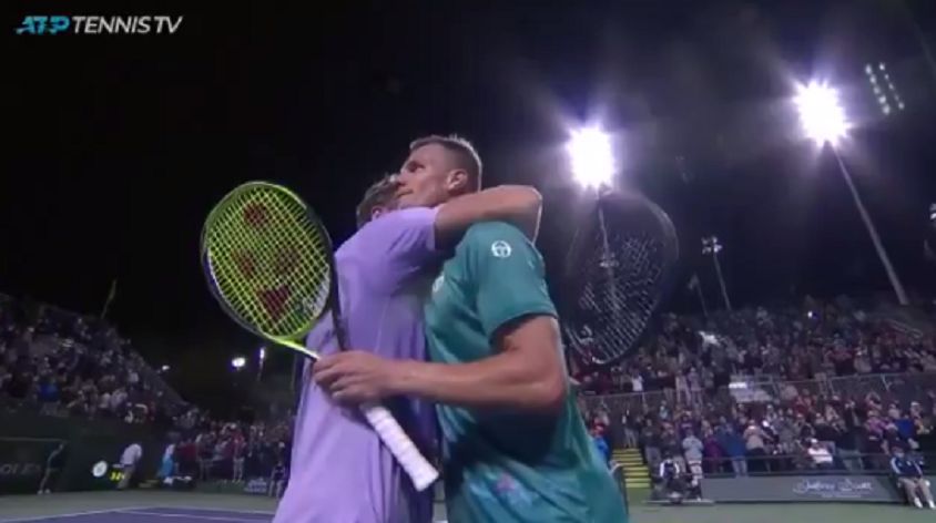 Stan Wawrinka e Marton Fucsovics nella foto