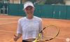 Caroline Wozniacki riprende una racchetta in mano dopo sei mesi (Video)