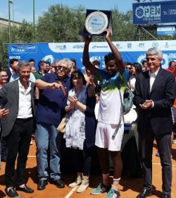 Elias Ymer classe 1996, n.142 ATP