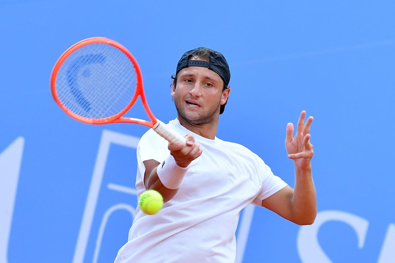 Federico Arnaboldi, classe 2000 da Cantù, ha superato il primo turno del Piemonte Open Intesa Sanpaolo (foto FITP)