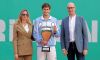 Il Sardegna Open rilancia Matteo Arnaldi: batte Hurkacz e vince il titolo più importante in carriera. Biglietteria aperta per il 2027