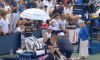 US Open, il curioso caso Atmane: crampi, servizio con la mano destra e lite con il fisioterapista (Video)