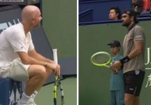 Spettatore allontanato a Shanghai: interruzione durante Berrettini-Mannarino