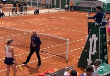 Roland Garros: Irina Begu colpisce involontariamente un bambino e vince la partita (Video)