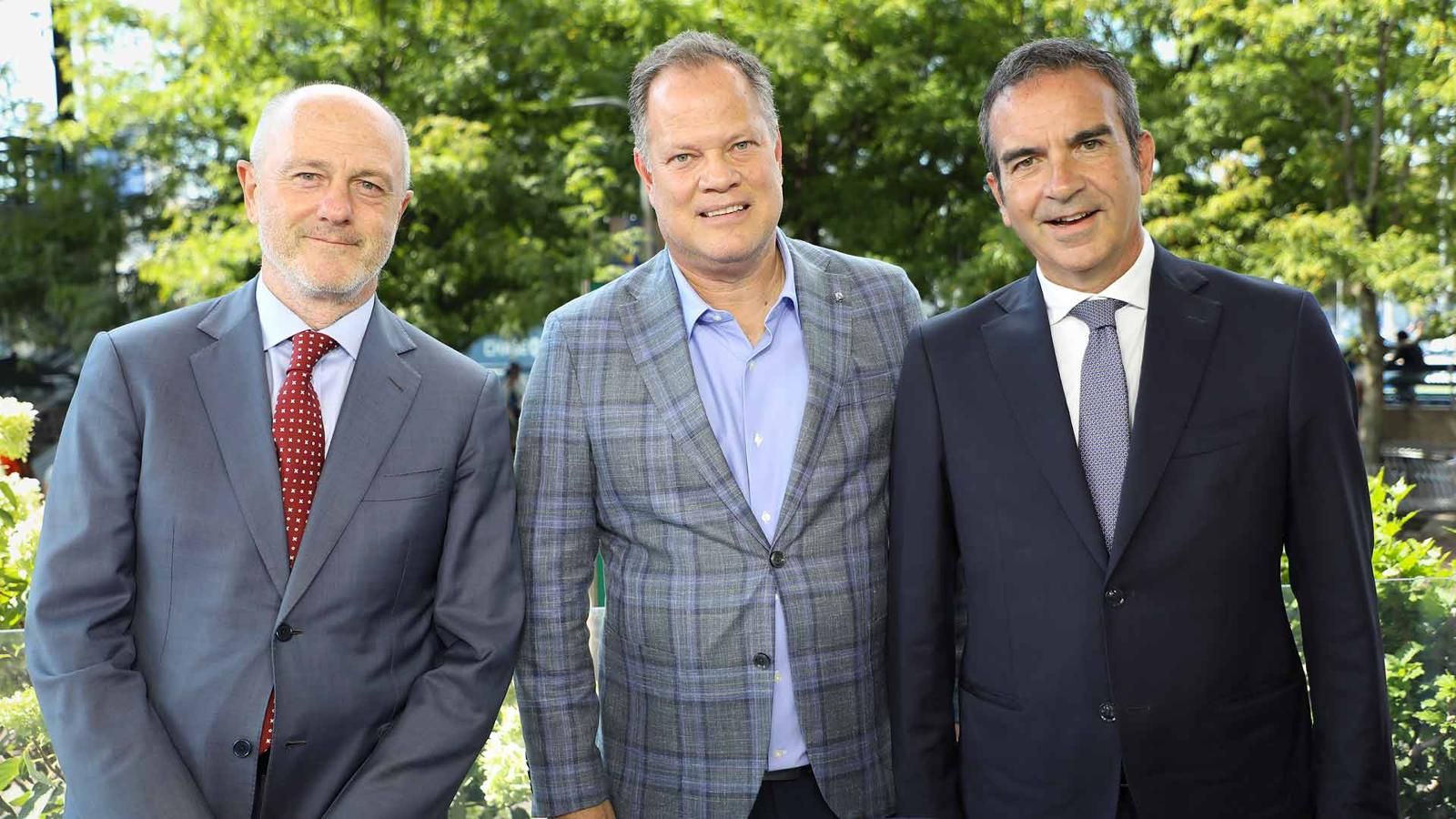 Angelo Binaghi (Pres. FITP), Andre Silva (Chief Tour Officer dell&rsquo;ATP),  Roberto Occhiuto (Pres. Regione Calabria)