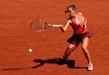 Lucia Bronzetti esce al primo turno al Roland Garros.  Ons Jabeur gioca una gran partita