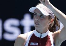 Australian Open: gioia Bronzetti, impresa contro Azarenka. Cocciaretto saluta Melbourne