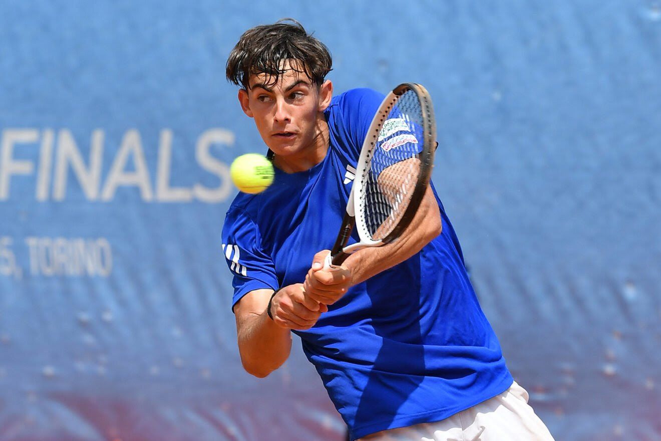 Lorenzo Carboni, 19 anni da Alghero, &egrave; uno dei talenti del Piatti Tennis Center: nel 2025 ha vinto i primi titoli da "pro" (foto Francesco Panunzio)
