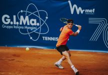Cecchinato ai quarti di finale a Perugia, battuto Royer  “Sono entrato in campo per vincere, so quanto valgo”. Out Vasamì, domani il derby azzurro tra Basile e Forti