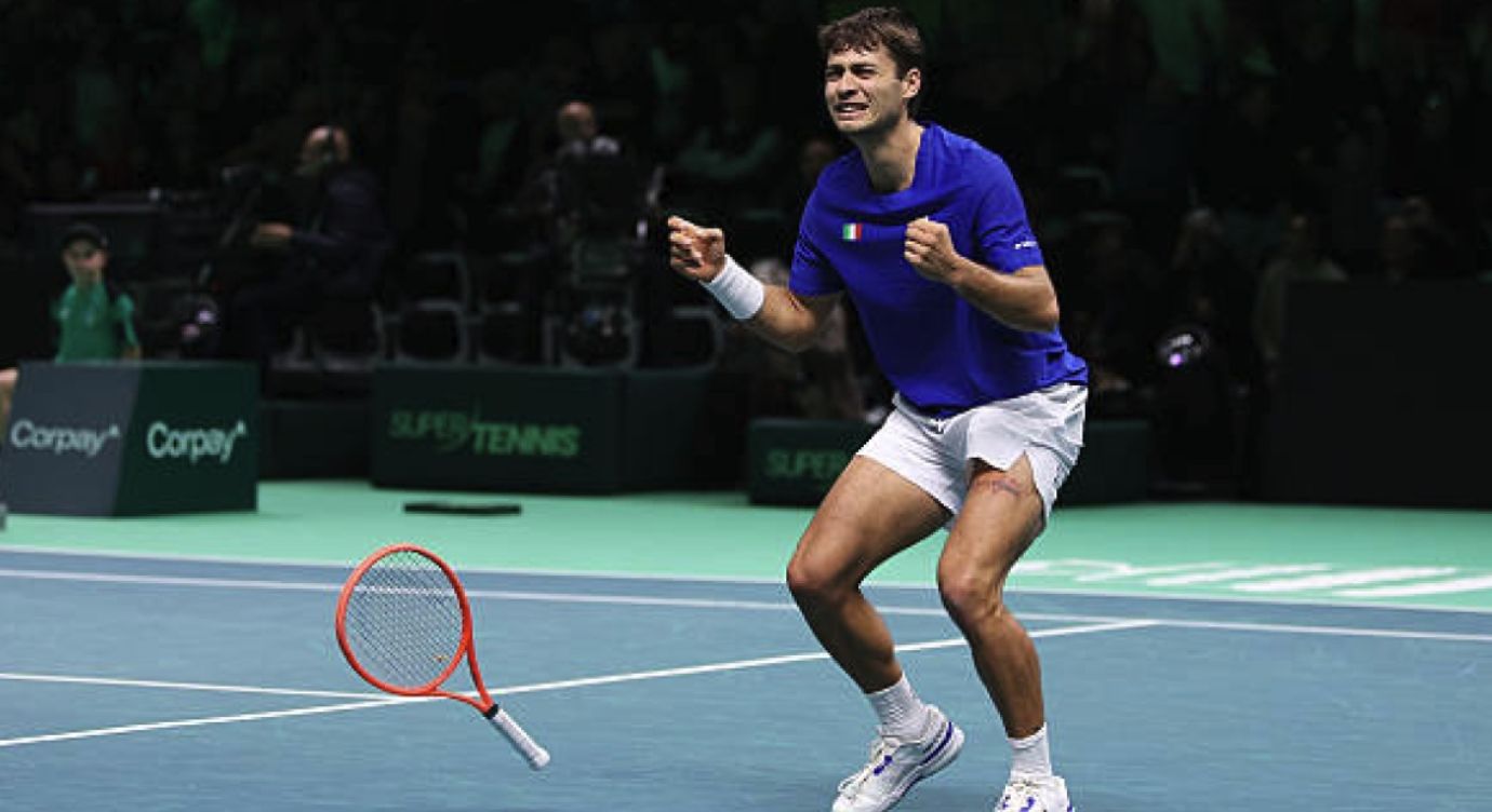 Flavio Cobolli esulta a Bologna (foto Brigitte Grassotti)