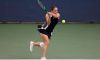 US Open: Cocciaretto lotta con il ginocchio fasciato, ma Siniakova le sbarra la strada
