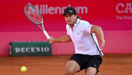 ATP 250 Estoril: Darderi che peccato! Cede a Blockx al tiebreak del terzo set, sprecendo un vantaggio di 5-3 e servizio nel secondo parziale, e di 4 punti a 0 nel tiebreak decisivo
