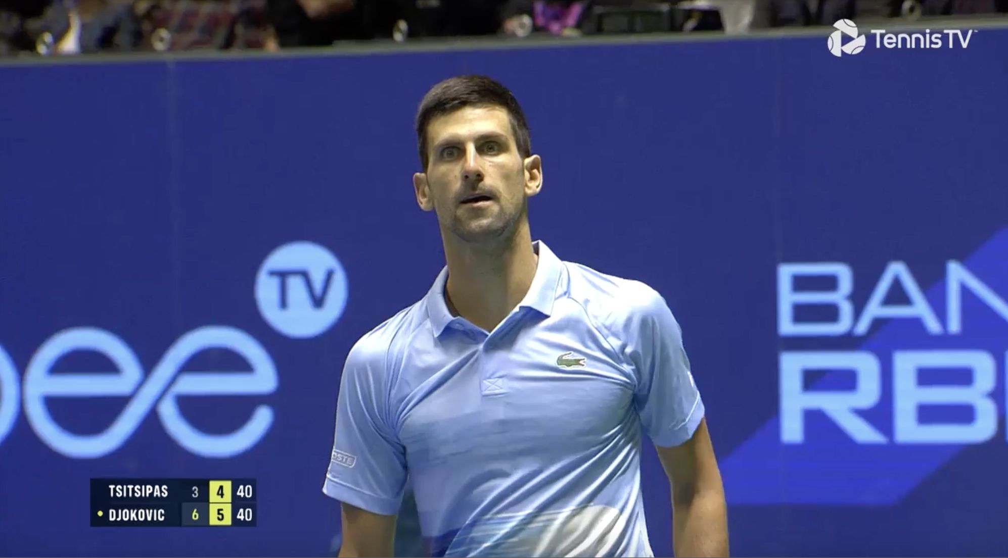 Novak Djokovic in campo nella finale di Astana