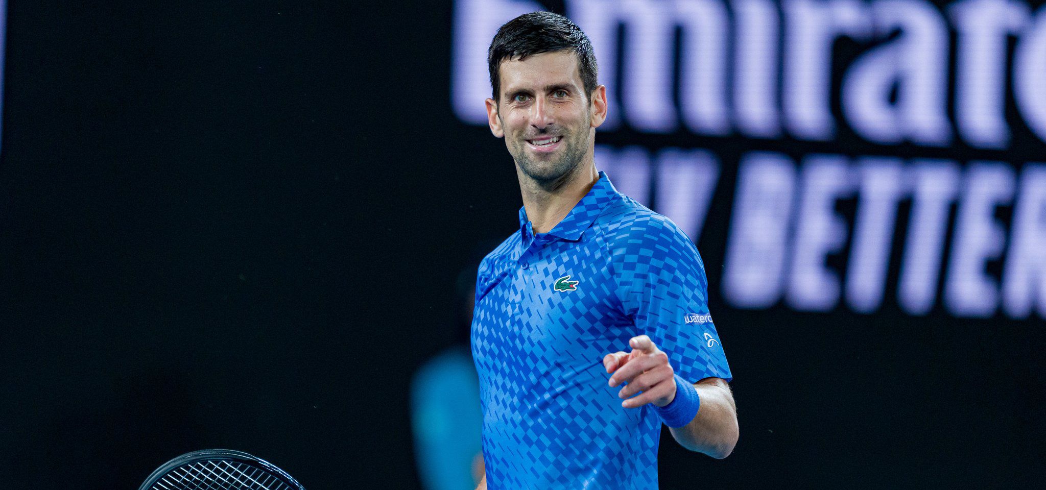 Novak Djokovic sorridente dopo il successo