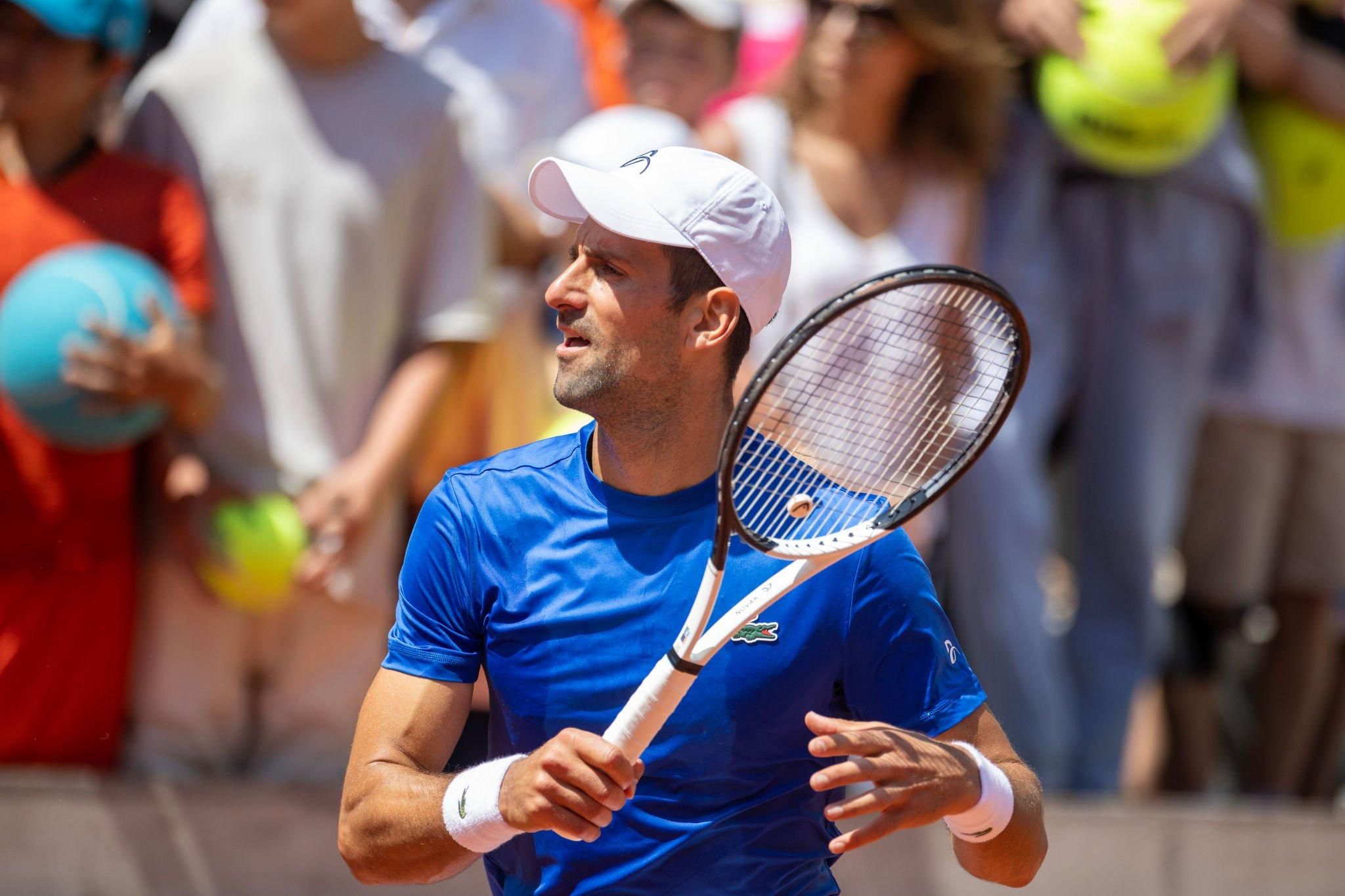 Novak Djokovic in allenamento a Parigi (foto Getty Images)