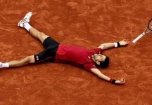 Asta da record per la racchetta di Djokovic nella finale di Roland Garros 2016: oltre 100mila dollari