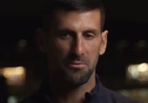 Djokovic abbandona l’intervista BBC: ancora tensione dopo le critiche al pubblico di Wimbledon (Video)