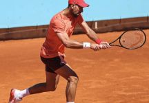 Paire si espone: “Sinner più da Slam di Alcaraz”. Ruud prepara Madrid, Djokovic rientra – giorni caldi verso il rosso