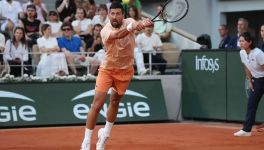 Roland Garros: I risultati completi con il dettaglio del Day 6. Swiatek alza il livello a Parigi, ma il Roland Garros 2026 continua a fare i conti con gli incidenti. C’è anche l’atteso match tra Djokovic e Fonseca (LIVE)