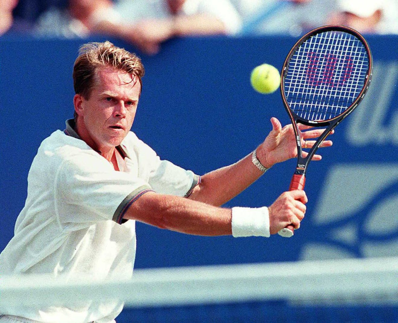 La vol&eacute;e di rovescio di Stefan Edberg, bellezza in movimento