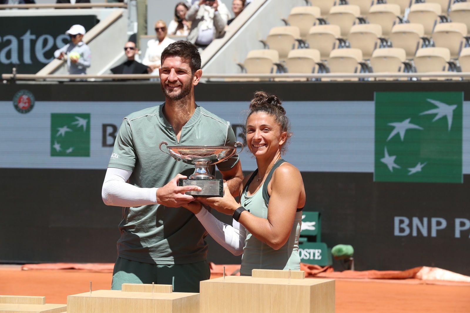 Sara Errani e Andrea Vavassori, campioni a RG26 (foto Patrick Boren)