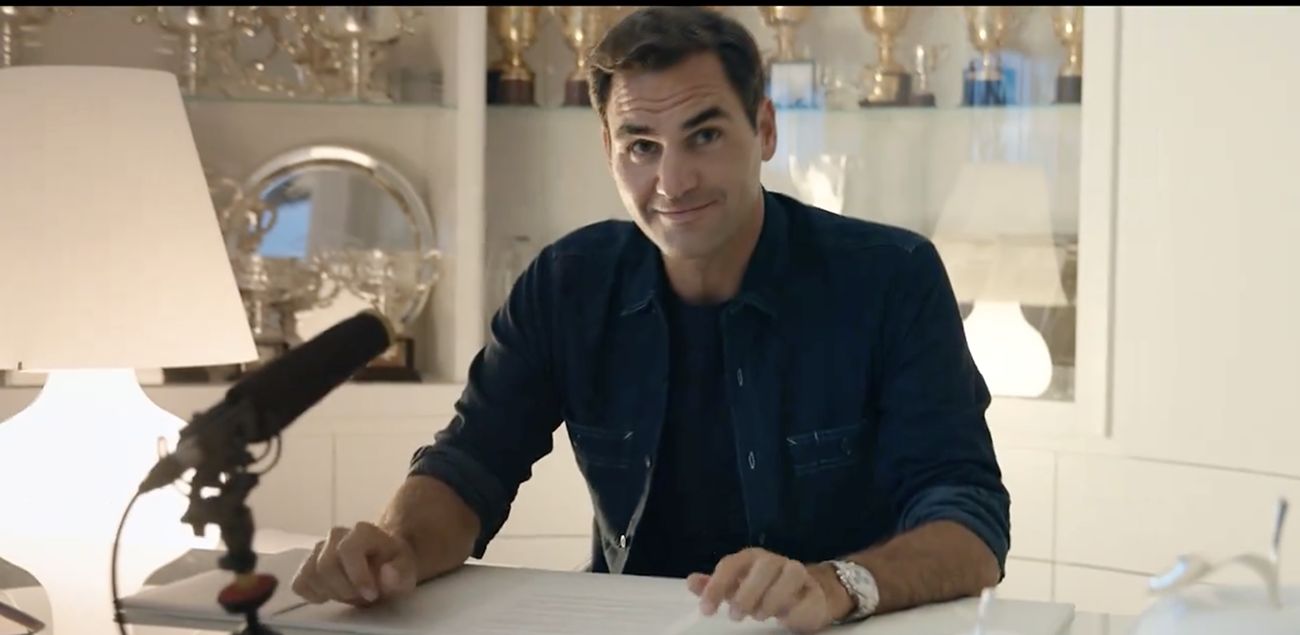 Roger nella clip video