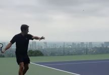 Federer e Haas, spettacolo a Los Angeles: due leggende tornano a palleggiare insieme (Video)