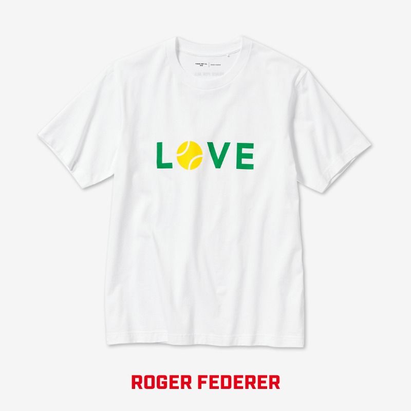 La t-shirt LOVE ideata da Roger