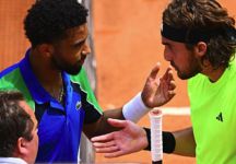 Tensione alla rete tra Tsitsipas e Fils: cosa è successo dopo il match a Roma (Video)