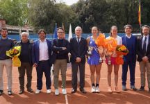 Rinviata alle 10 di martedi 22 aprile la finale maschile tra Lorenzo Balducci e lo sloveno Ziga Sesko. Il derby tedesco nel femminile del 48° Torneo ITF Under 18 Città di Firenze va alla testa di serie numero uno Eva Bennemann