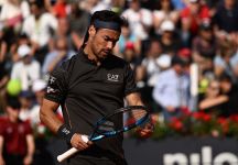 Roland Garros: Fabio Fognini sconfitto da Sebastian Ofner e da un problema fisico (Video)