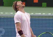 Davidovich Fokina trionfa a Chengdu: Hurkacz battuto 6-4 7-6, decisiva la rimonta nel tie-break