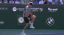 Indian Wells: teste di serie cadono, racchette a… pezzi (video)