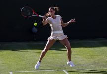 WTA 250 Nottingham: Camila Giorgi manca tre match point consecutivi ed esce di scena al secondo turno